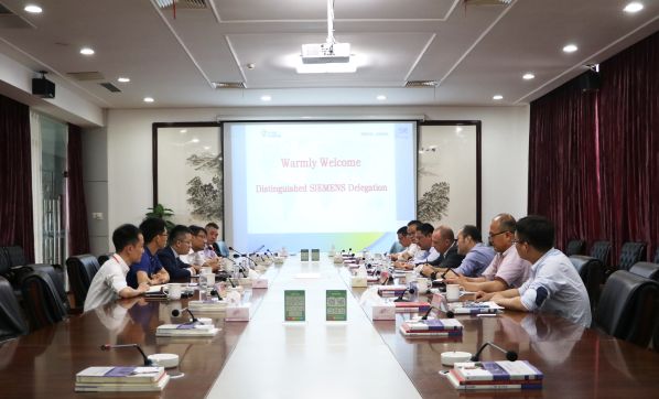 西门子领导来访mk体育，共谋合作新篇章